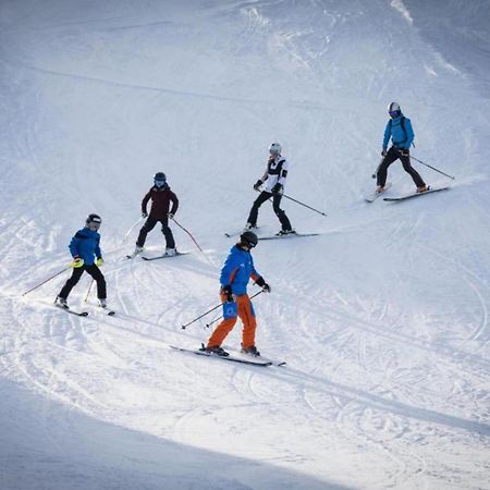 Apartment Only Approx 60M From The Ski Lift لا تزوماز المظهر الخارجي الصورة