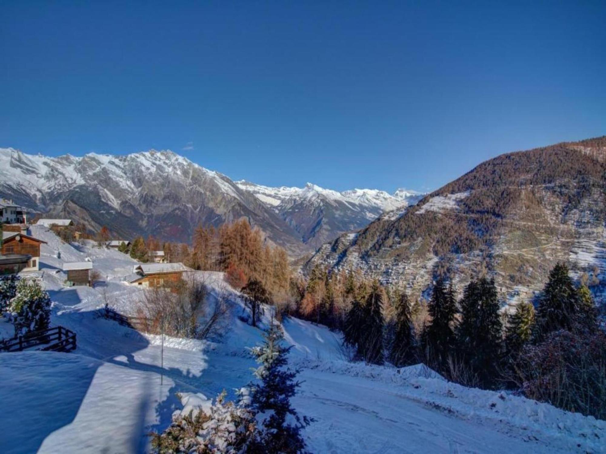 Apartment Only Approx 60M From The Ski Lift لا تزوماز المظهر الخارجي الصورة